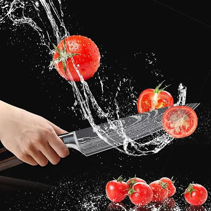 Couteau-santoku-lame-fine-couper-tomate