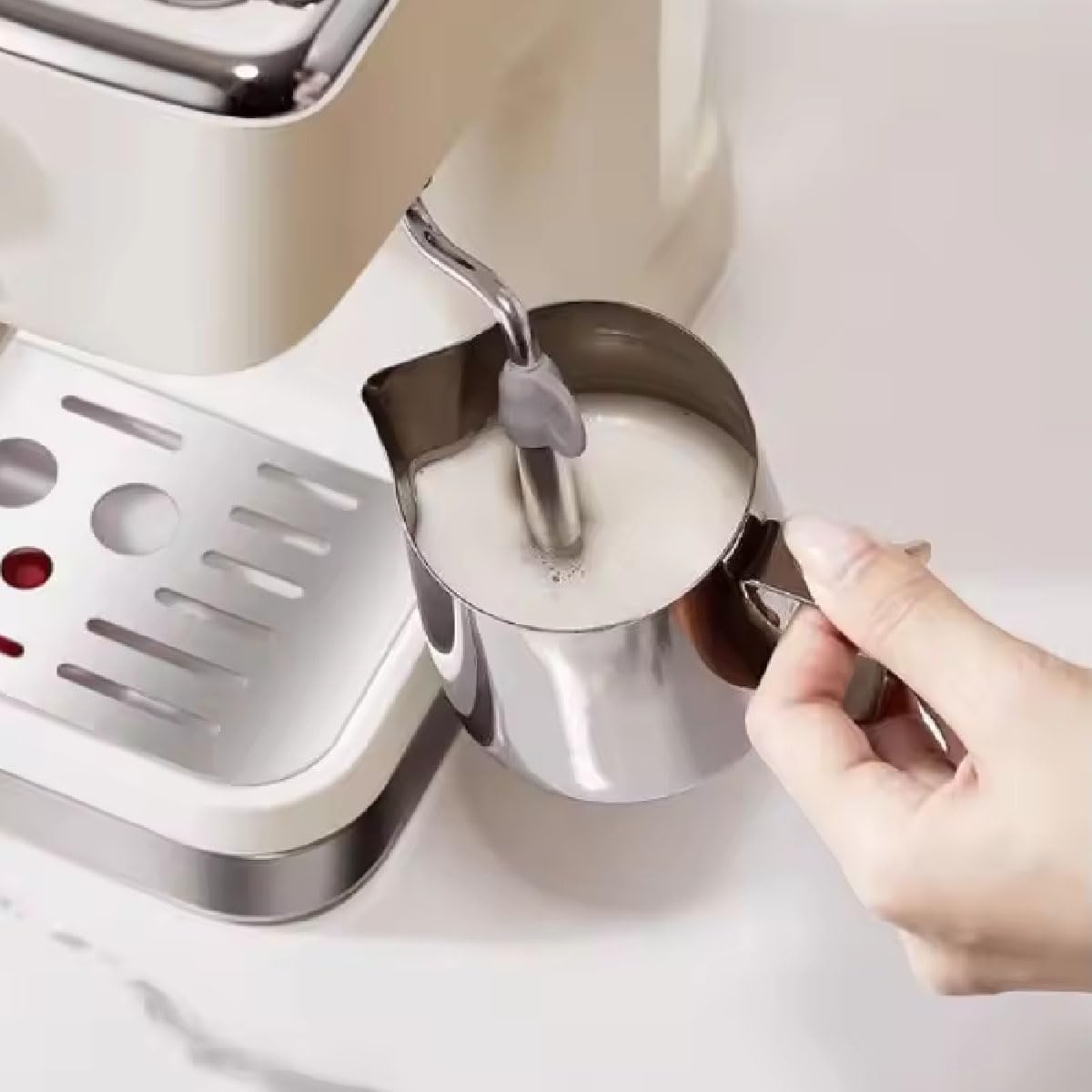 Machine à café expresso automatique - cuisine inspirante