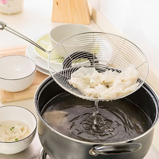 Ecumoire friture - cuisine inspirante