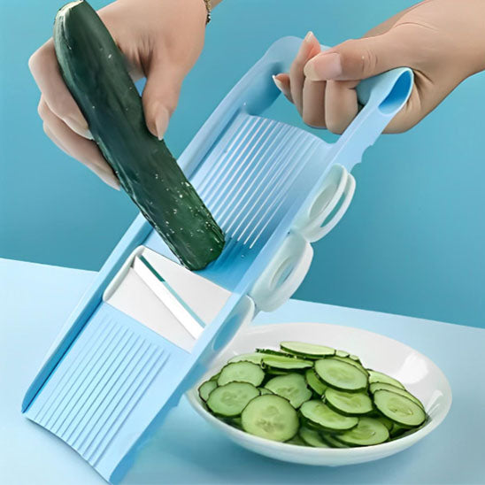 mandoline cuisine comcombre en rondelles 